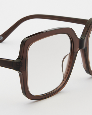 Elara Dark Brown Blue Light