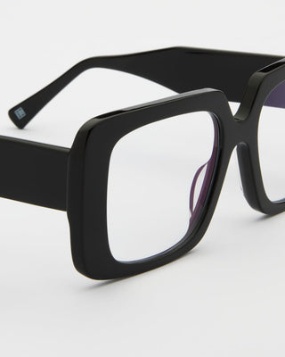 Estrid Black Large Readers