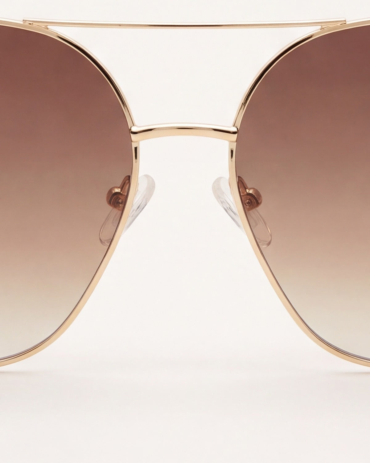 Ella Gold Sunglasses, detail