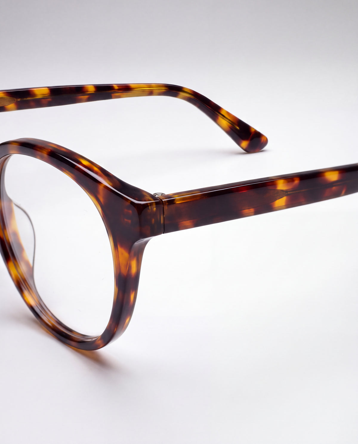 GLAS Jasmin Turtle Brown Readers – detail