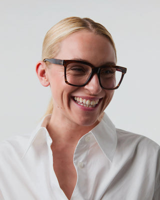 Therese Dark Brown Blue Light